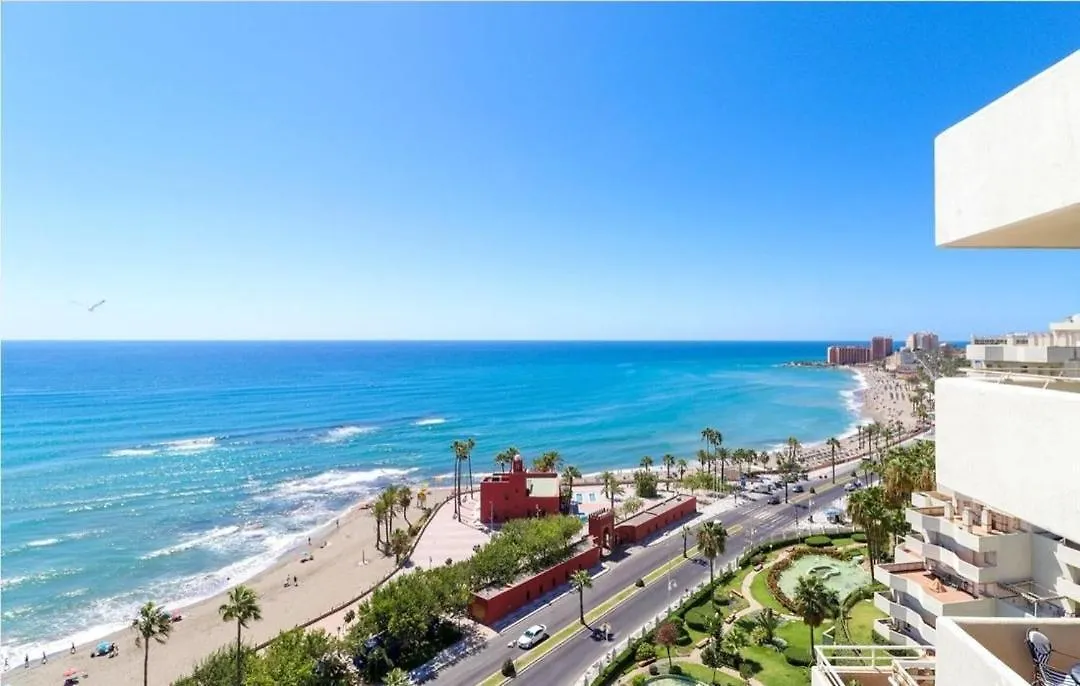El Estudio De La Playa Benalbeach 324 Gran Terraza Vistas Al Mar Benalmadena 0*,  Spain